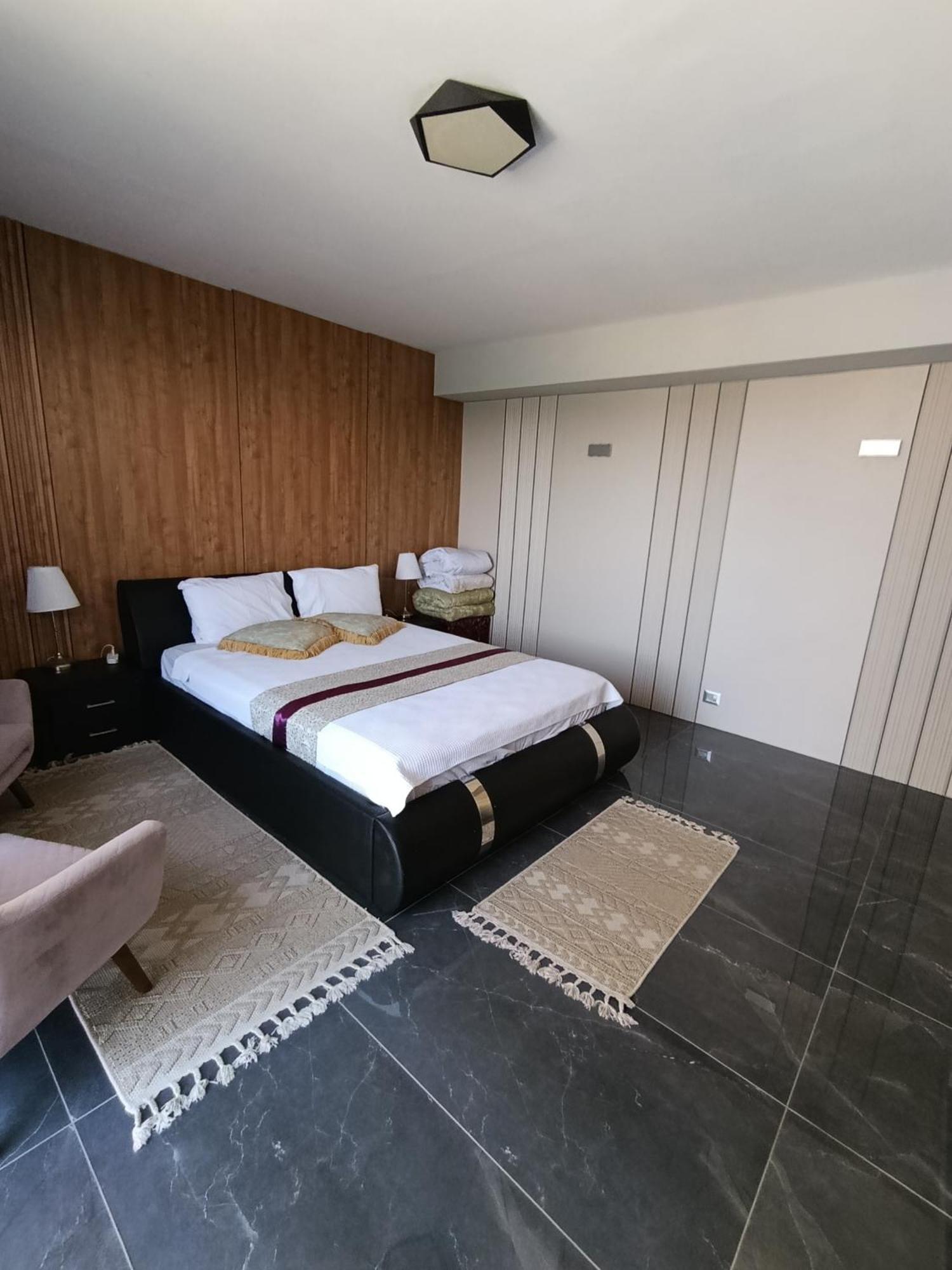 Penthouse Apartment On The Beach Бат-Ям Экстерьер фото